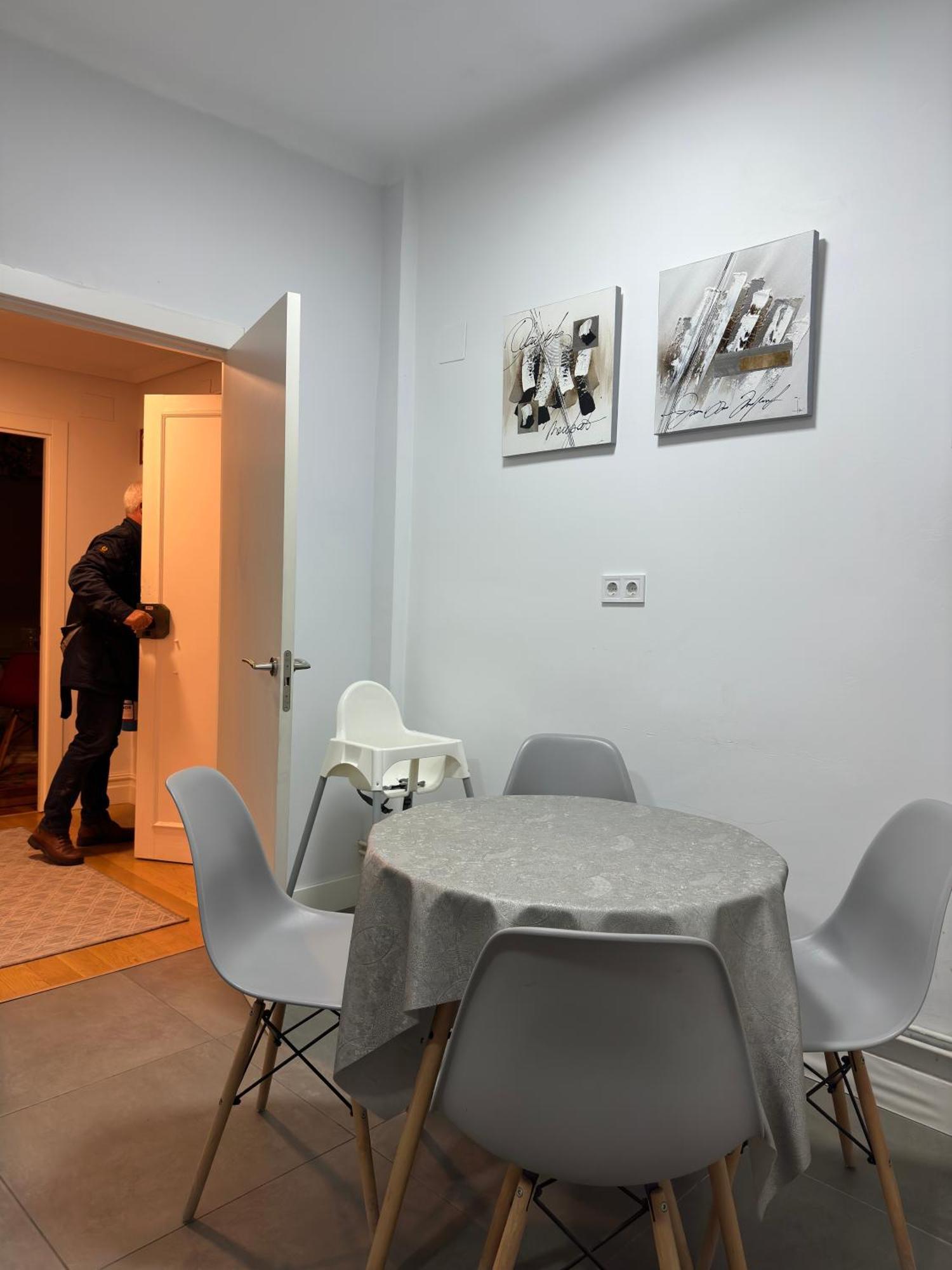 Fantastico Apartamento En El Centro De Bilbao Διαμέρισμα Δωμάτιο φωτογραφία